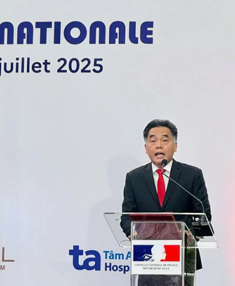 Phó Chủ tịch UBND TP.HCM – Nguyễn Lộc Hà phát biểu chúc mừng Quốc khánh Pháp (Ảnh: Bảo Lan)