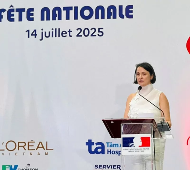 Bà Emmanuelle Pavillon-Grosser - Tổng Lãnh sự Pháp tại TP.HCM phát biểu tại Lễ kỷ niệm Quốc khánh Pháp (Ảnh: Bảo Lan)