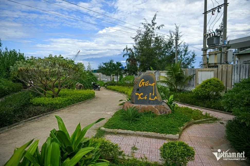 Giếng cổ Lý Sơn chưa bao giờ nhiễm mặt hay khô cạn, nước luôn trong vắt, mát lạnh, ngon ngọt