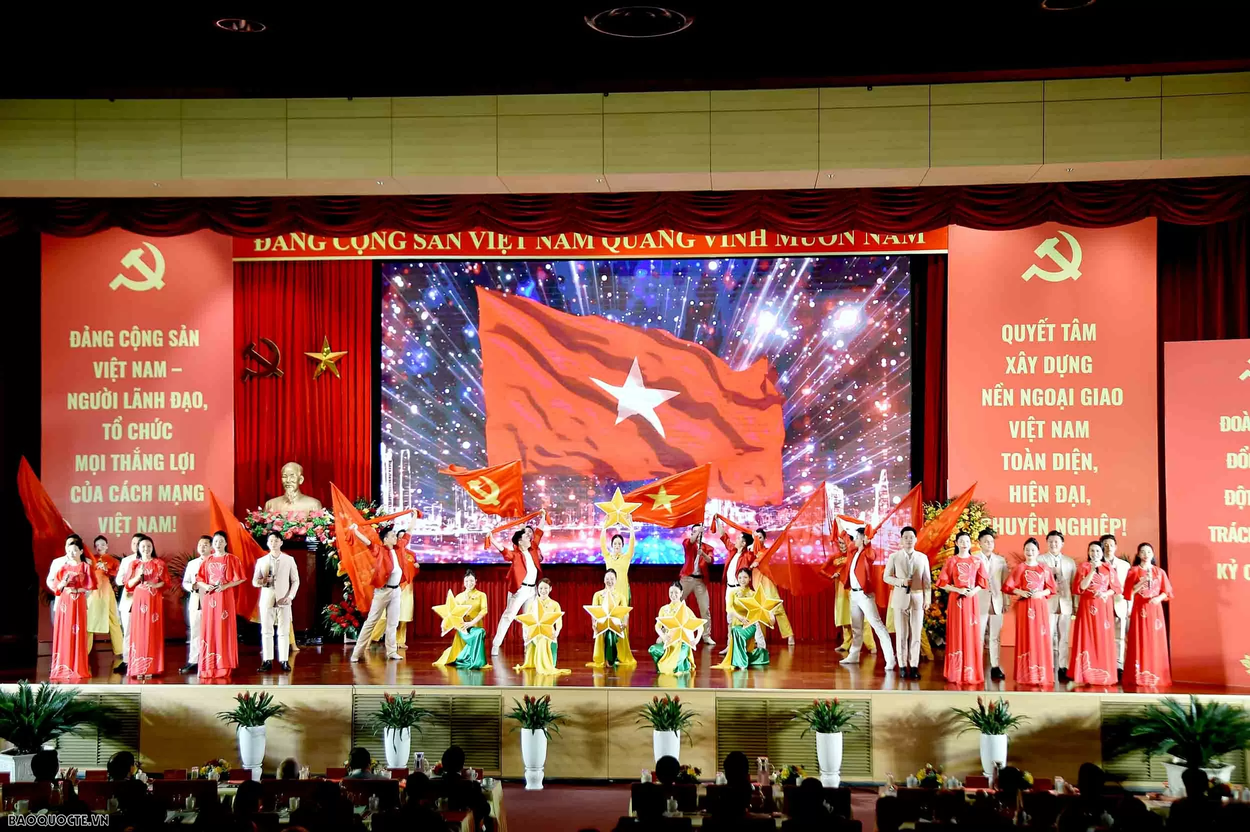 Thủ tướng Phạm Minh Chính dự Đại hội đại biểu Đảng bộ Bộ Ngoại giao lần thứ I, nhiệm kỳ 2025-2030