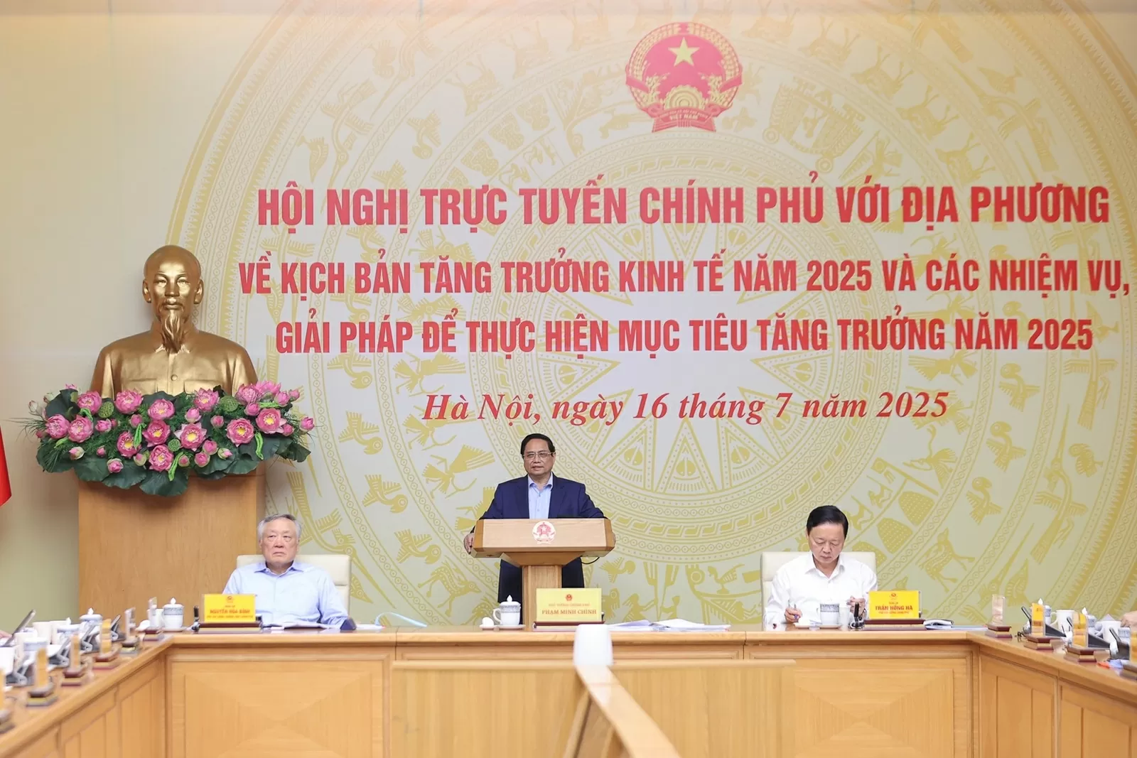 Thủ tướng Chính phủ Phạm Minh Chính phát biểu kết luận hội nghị. (Nguồn: VGP)
