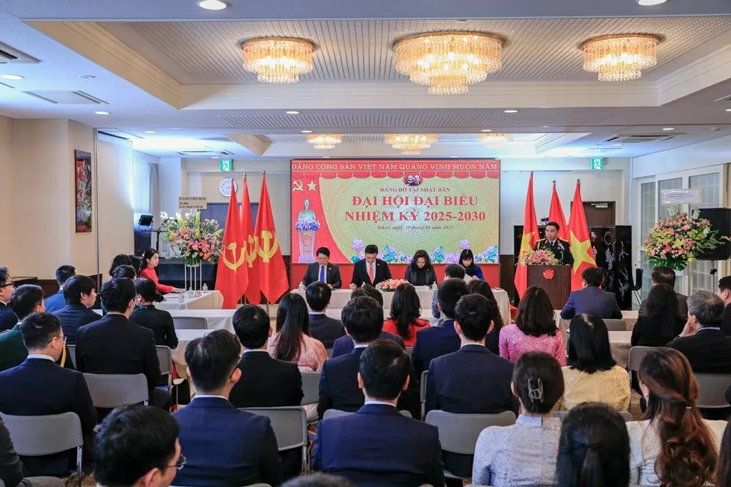 Đảng ủy tại Nhật Bản và công tác quản lý các chi bộ lưu học sinh Đảng ủy tại Nhật Bản và công tác quản lý các chi bộ lưu học sinh