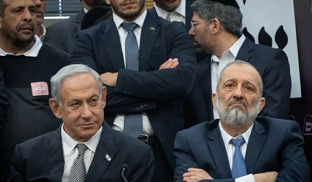 Rạn nứt tiếp tục trong liên minh cầm quyền Israel, thêm một đảng rút khỏi chính phủ Rạn nứt tiếp tục trong liên minh cầm quyền Israel, thêm một đảng rút khỏi chính phủ