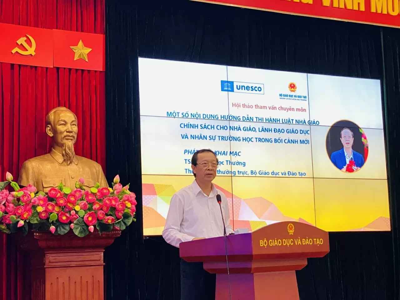 Luật Nhà giáo Luật Nhà giáo