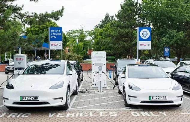 Người mua xe điện mới ở Anh dưới 37.000 bảng sẽ được hỗ trợ tới 3.750 bảng. (Nguồn: Shutterstock)