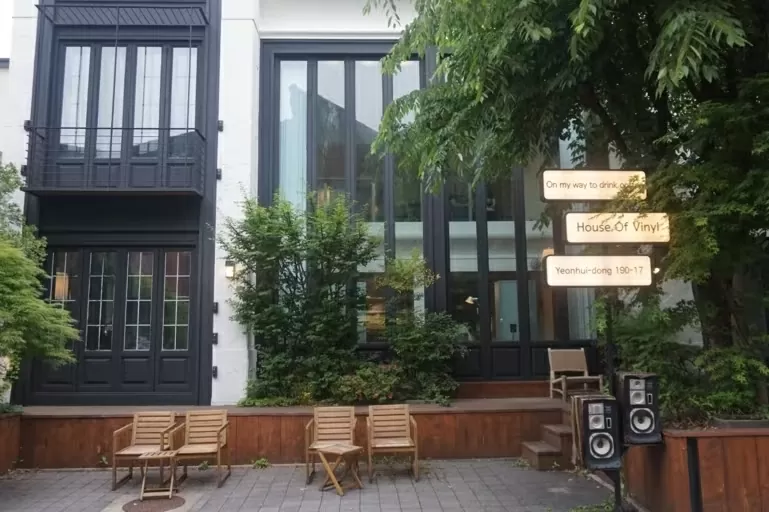 Du lịch Hàn Quốc: 4 quán cà phê bạn không nên bỏ lỡ khi đến Seoul Du lịch Hàn Quốc: 4 quán cà phê bạn không nên bỏ lỡ khi đến Seoul