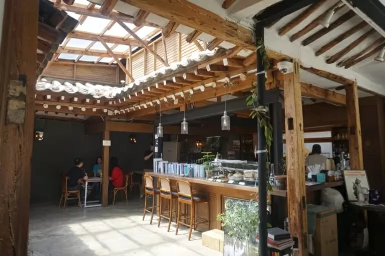 Du lịch Hàn Quốc: 4 quán cà phê bạn không nên bỏ lỡ khi đến Seoul