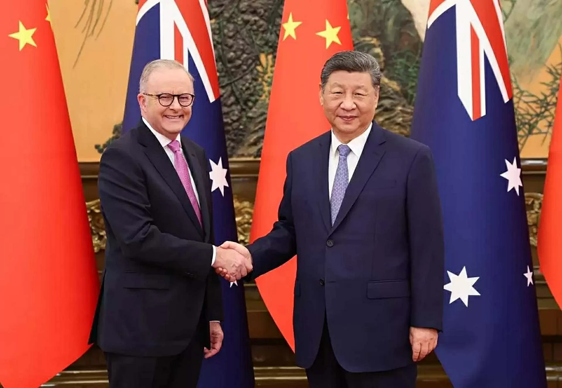 Thủ tướng Australia Anthony Albanese và Tổng Bí thư, Chủ tịch Trung Quốc Tập Cận Bình tại Bắc Kinh, ngày 15/7. (Nguồn: Tân Hoa xã)