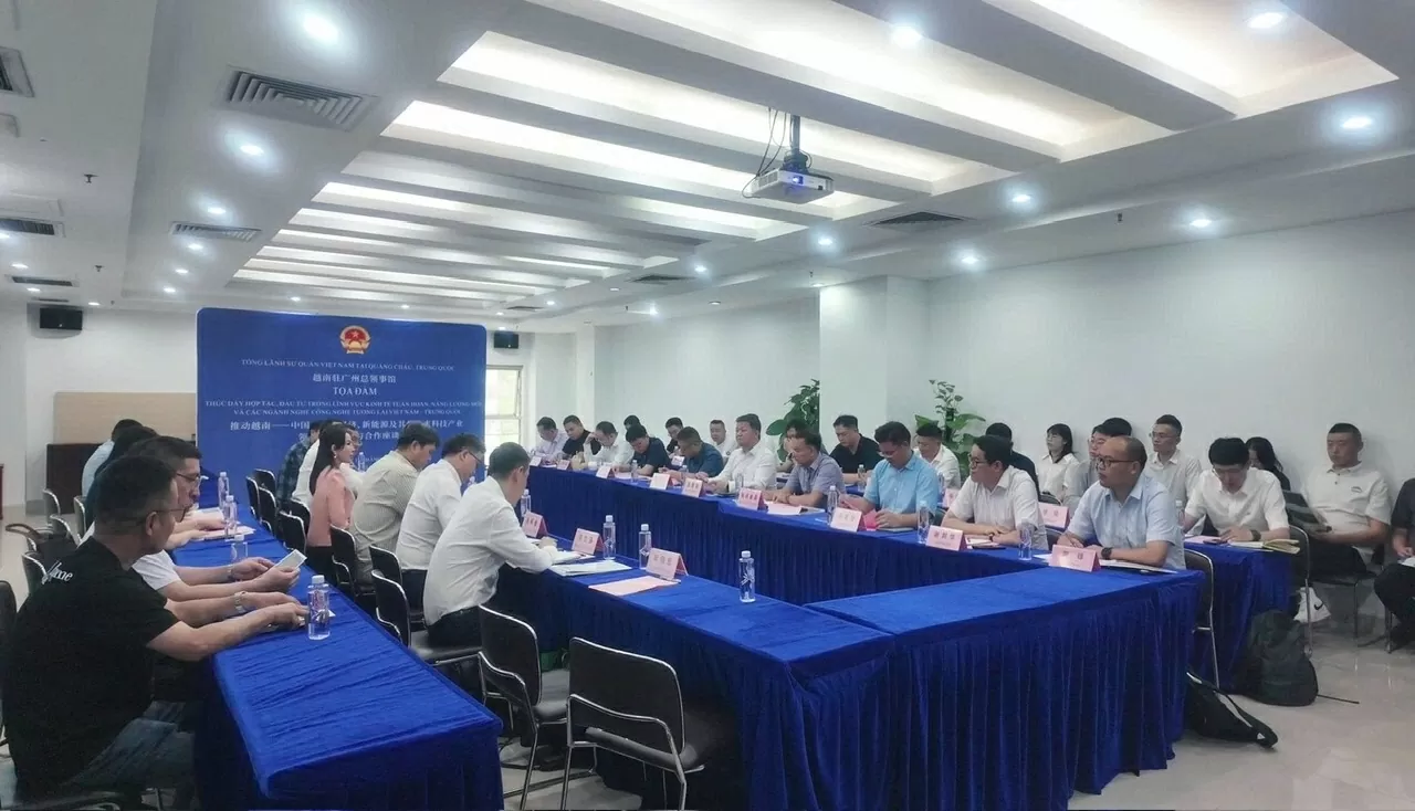 Thúc đẩy hợp tác, đầu tư trong lĩnh vực kinh tế tuần hoàn, năng lượng mới và các ngành công nghệ tương lai Việt Nam-Trung Quốc