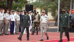 Pháp kết thúc hiện diện quân sự ở Tây Phi