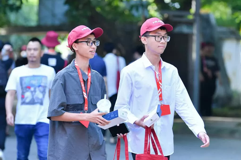 Đại học Bách khoa Hà Nội công bố điểm chuẩn dự kiến các ngành năm 2025 Đại học Bách khoa Hà Nội công bố điểm chuẩn dự kiến các ngành năm 2025