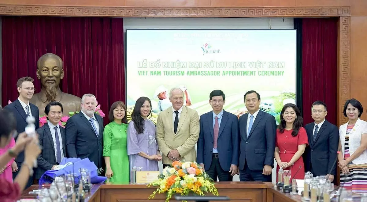 Huyền thoại golf thế giới làm Đại sứ du lịch Việt Nam Huyền thoại golf thế giới làm Đại sứ du lịch Việt Nam