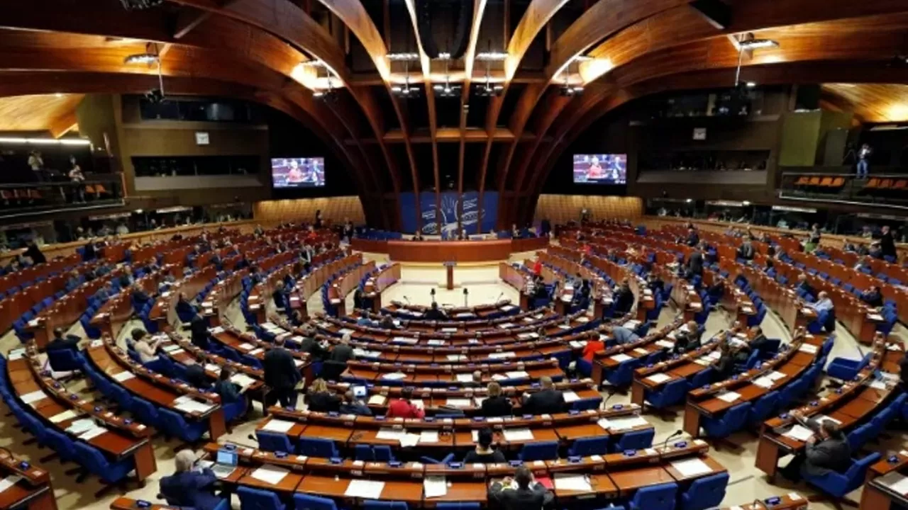 Vượt rào cản cuối cùng, EU chính thức phê duyệt một trong những gói trừng phạt mạnh nhất đối với Nga