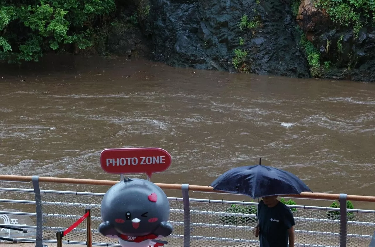 Mưa lớn gây thiệt hại nghiêm trọng tại Hàn Quốc