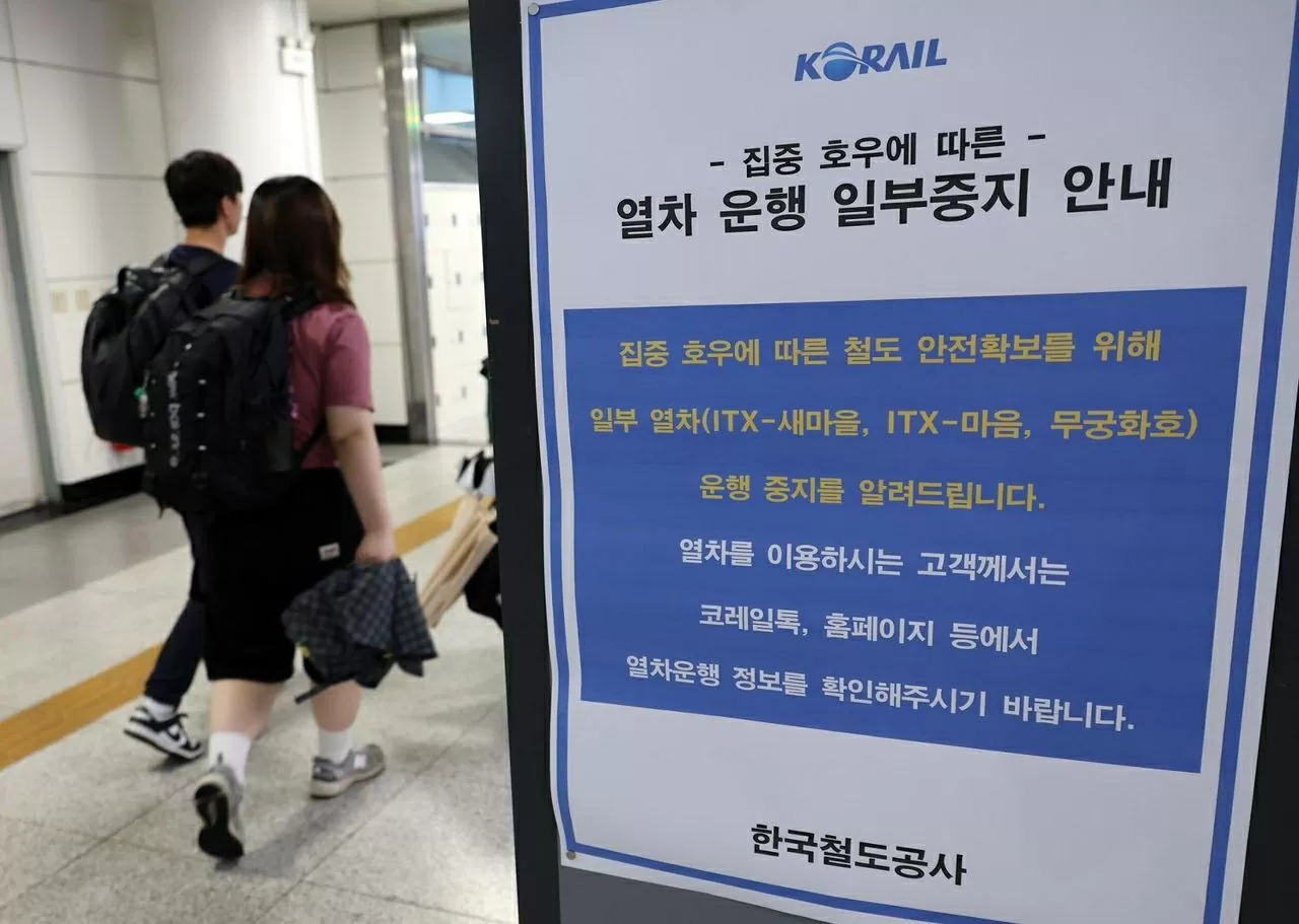 Mưa lớn gây thiệt hại nghiêm trọng tại Hàn Quốc Mưa lớn gây thiệt hại nghiêm trọng tại Hàn Quốc