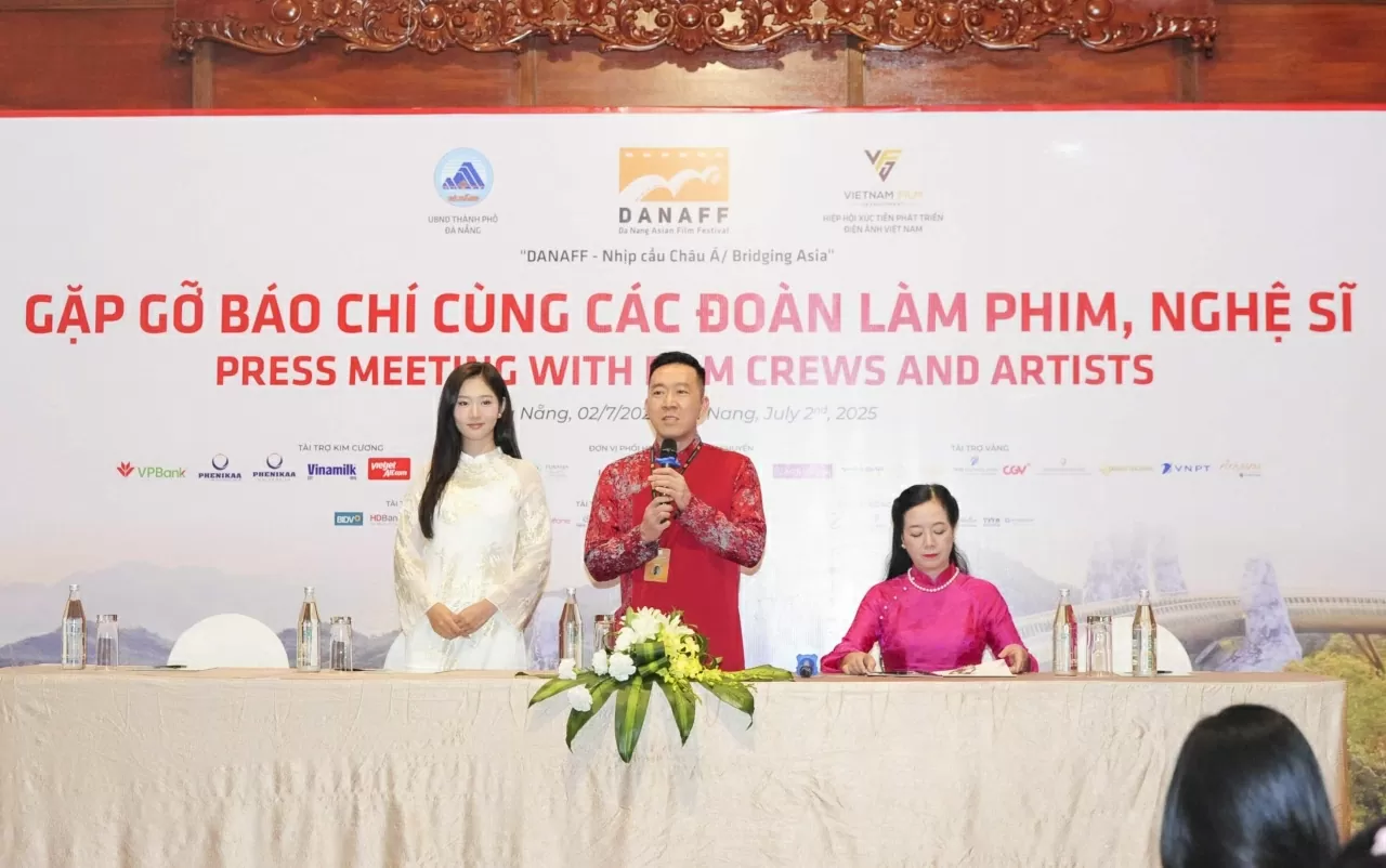 Đạo diễn phim ‘Đèn âm hồn’  tái xuất điện ảnh với loạt dự án đáng mong đợi