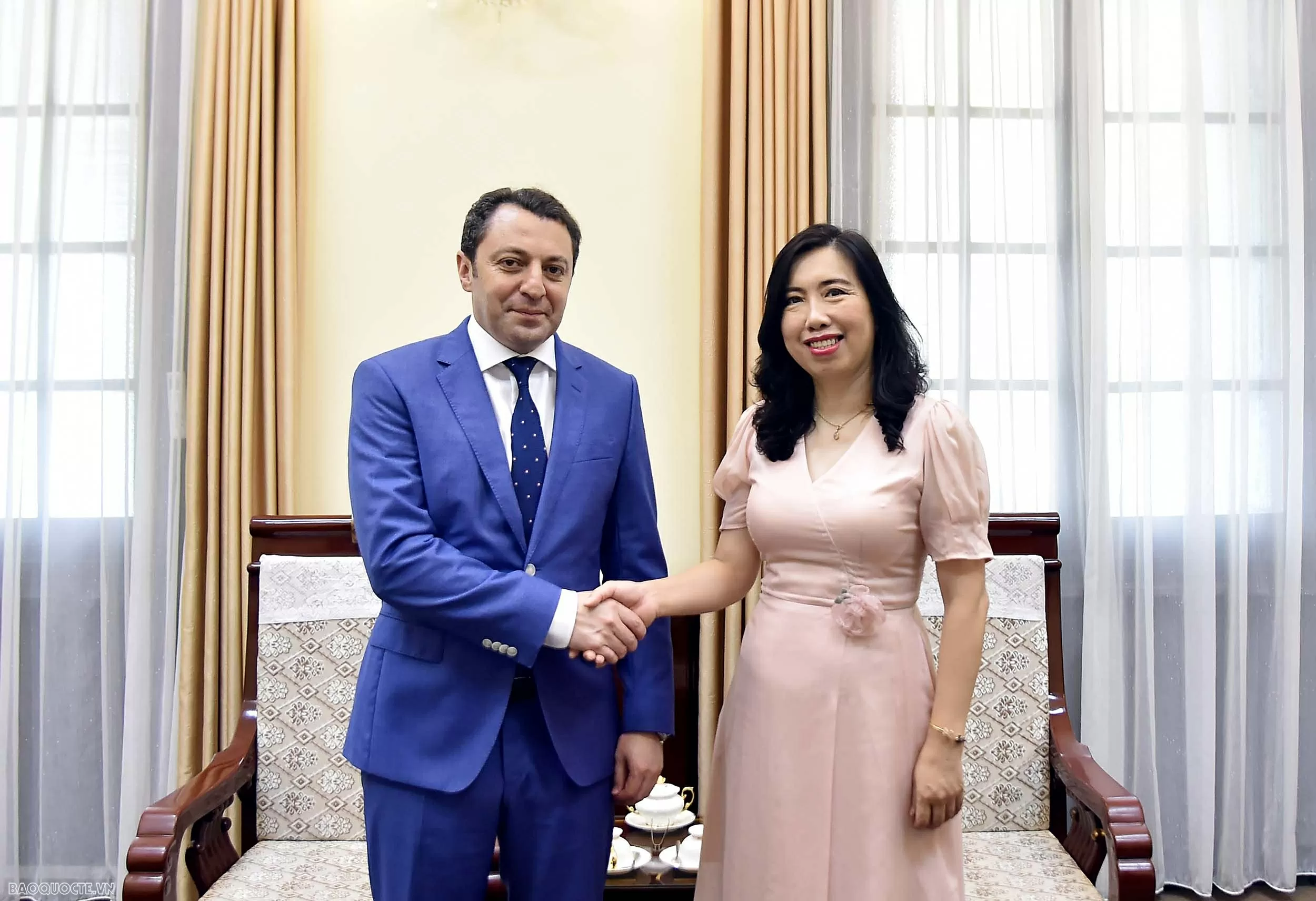 Thứ trưởng Ngoại giao Lê Thị Thu Hằng tiếp Thứ trưởng Ngoại giao Cộng hòa Azerbaijan Thứ trưởng Ngoại giao Lê Thị Thu Hằng tiếp Thứ trưởng Ngoại giao Cộng hòa Azerbaijan