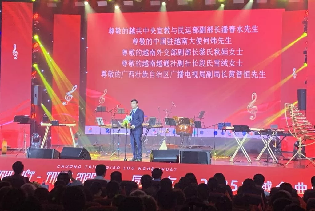 Hoà chung khúc ca tình hữu nghị Việt Nam-Trung Quốc