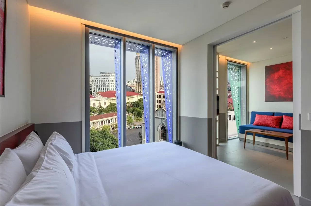 Căn hộ dịch vụ của Khách sạn Wink Hải Phòng tích hợp khu vực bếp và phòng khách. (Nguồn: Wink)