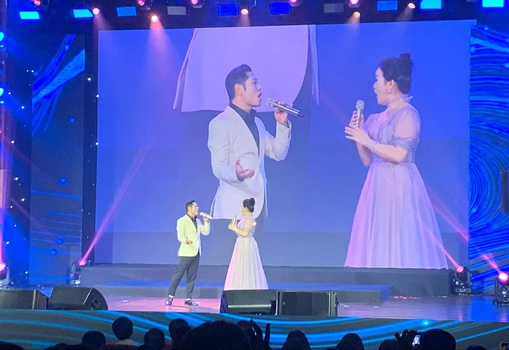 Hoà chung khúc ca tình hữu nghị Việt Nam-Trung Quốc