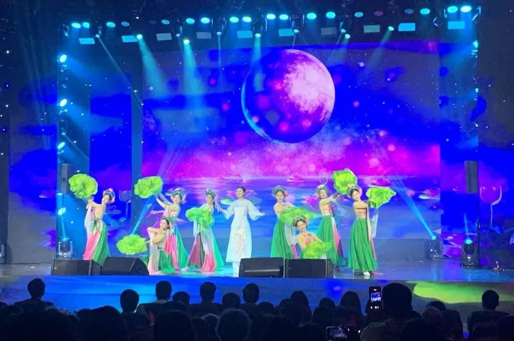 Hoà chung khúc ca tình hữu nghị Việt Nam-Trung Quốc