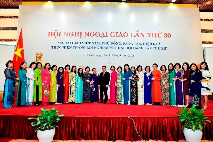 Đại sứ Nguyễn Nguyệt Nga - Nhà ngoại giao trọn một đời tâm huyết với sự nghiệp hội nhập quốc tế của đất nước Đại sứ Nguyễn Nguyệt Nga - Nhà ngoại giao trọn một đời tâm huyết với sự nghiệp hội nhập quốc tế của đất nước