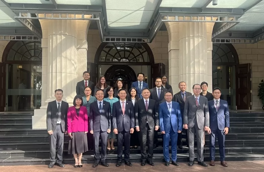 Lãnh sự Việt Nam với sứ mệnh phụng sự Tổ quốc, phục vụ nhân dân