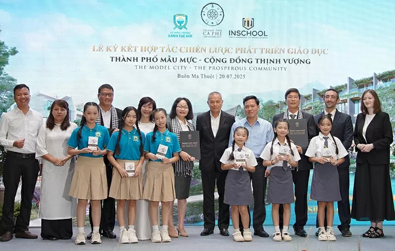 TRUNG NGUYÊN LEGEND phát triển hệ thống giáo dục quốc tế