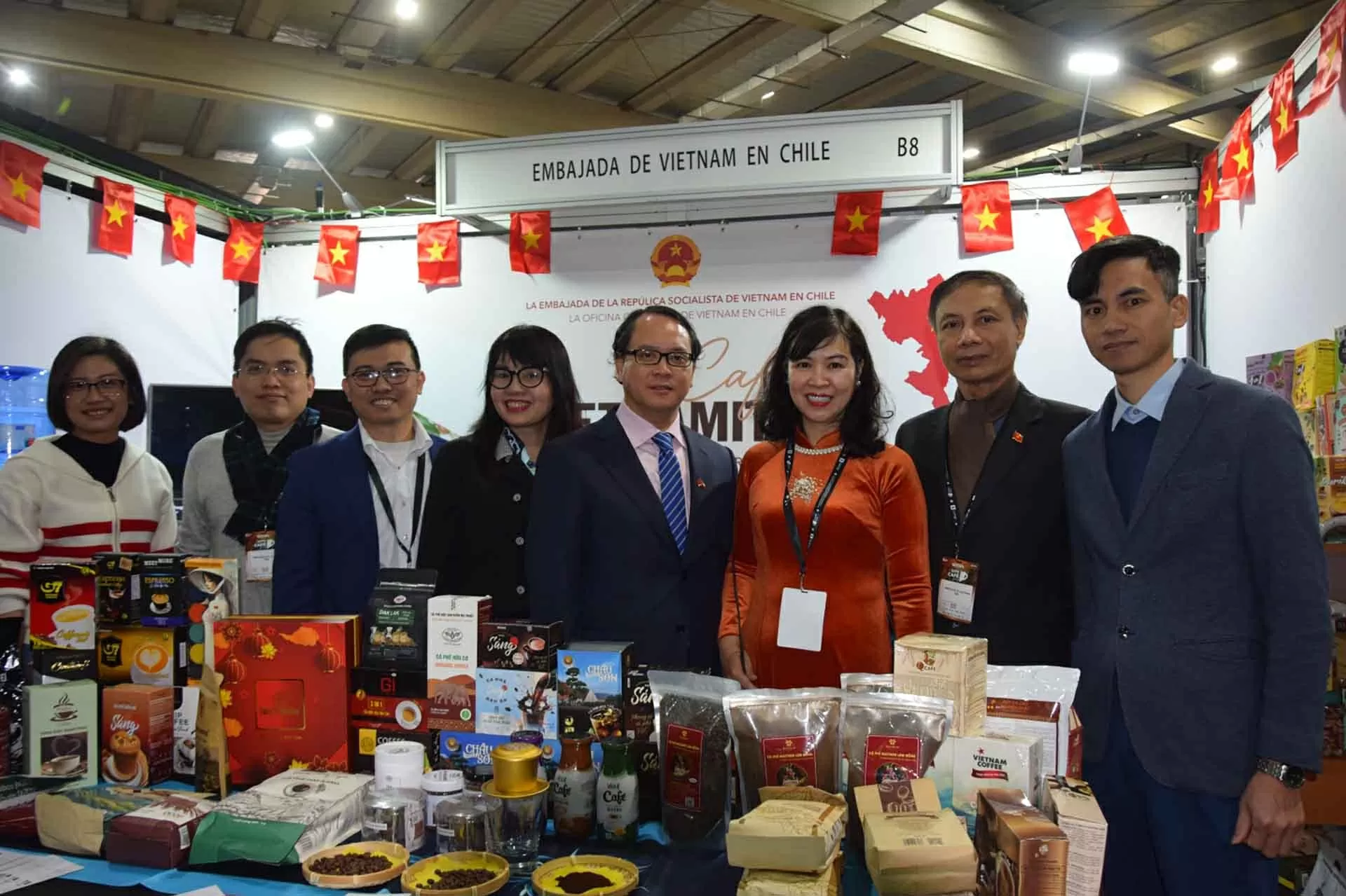 Lần đầu tiên Việt Nam tham gia hội chợ chuyên ngành cà phê lớn nhất Chile: Đưa hương vị cà phê Việt đến với Mỹ Latinh Lần đầu tiên Việt Nam tham gia hội chợ chuyên ngành cà phê lớn nhất Chile: Đưa hương vị cà phê Việt đến với Mỹ Latinh