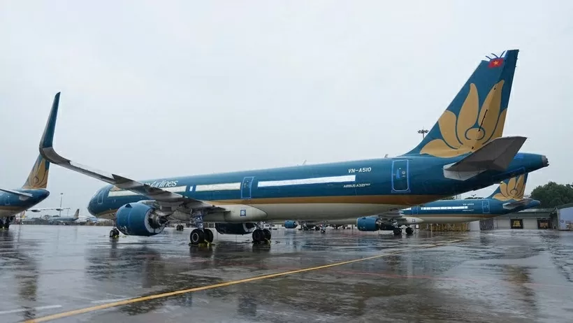 Vietnam Airline Group cancels flights as Typhoon Wipha nears Vietnam Airline Group cancels flights as Typhoon Wipha nears