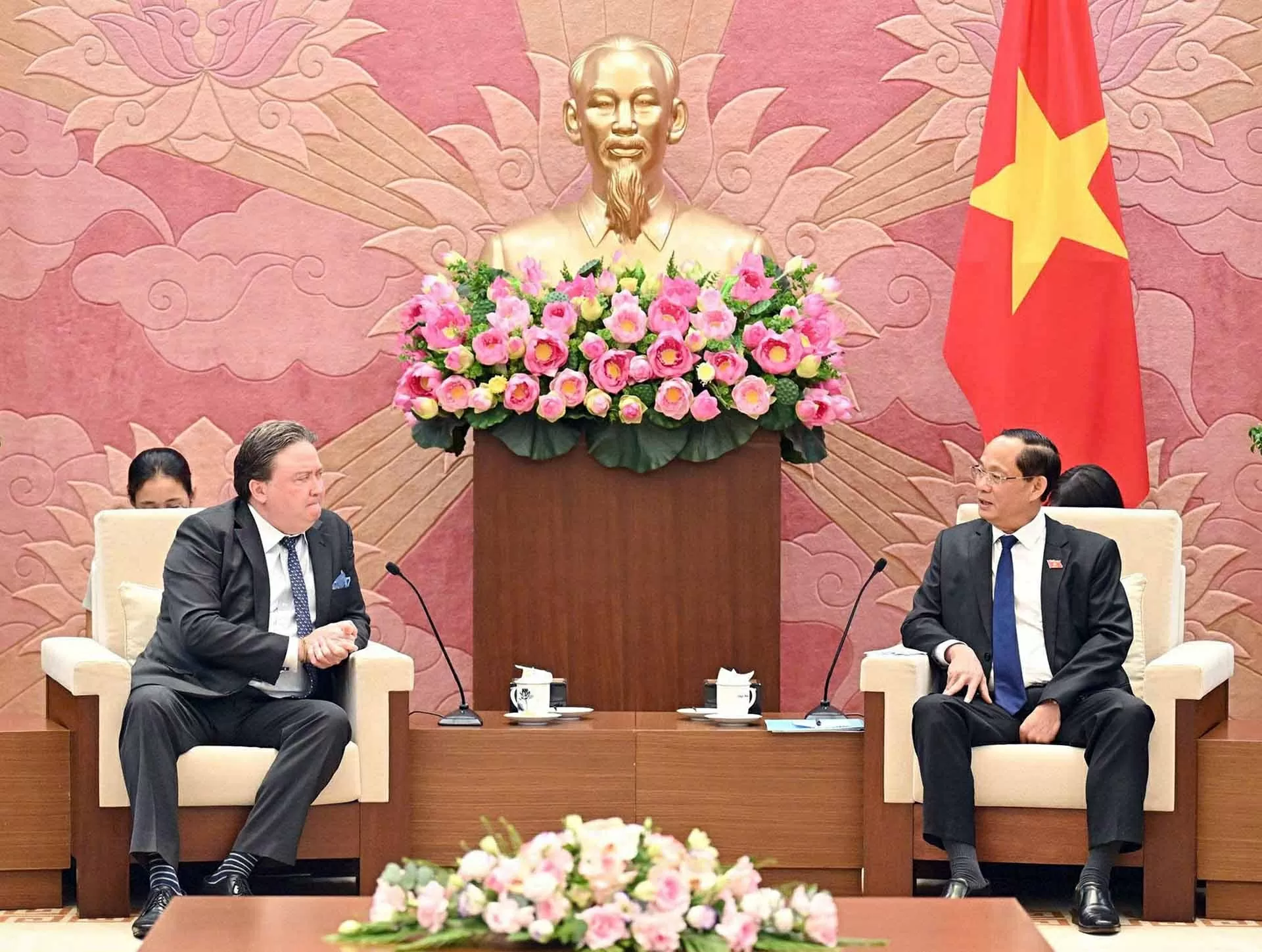 Phó Chủ tịch Quốc hội Trần Quang Phương tiếp Đại sứ Hoa Kỳ tại Việt Nam Phó Chủ tịch Quốc hội Trần Quang Phương tiếp Đại sứ Hoa Kỳ tại Việt Nam