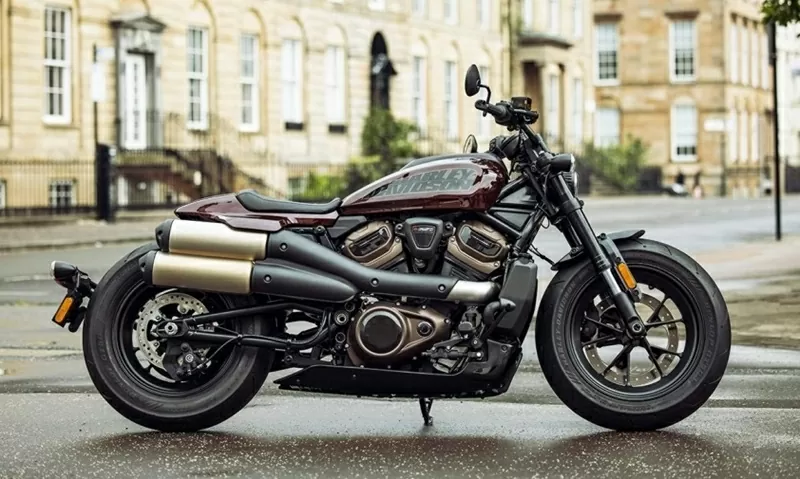Top 10 mẫu xe Cruiser phân khối lớn trên 1.000cc đáng mua nhất 2025