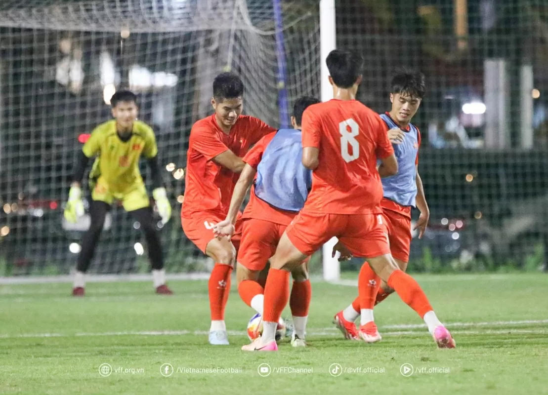 Nhận định bóng đá, dự đoán trận đấu U23 Việt Nam vs U23 Campuchia: Vé bán kết trong trong tầm tay Nhận định bóng đá, dự đoán trận đấu U23 Việt Nam vs U23 Campuchia: Vé bán kết trong trong tầm tay