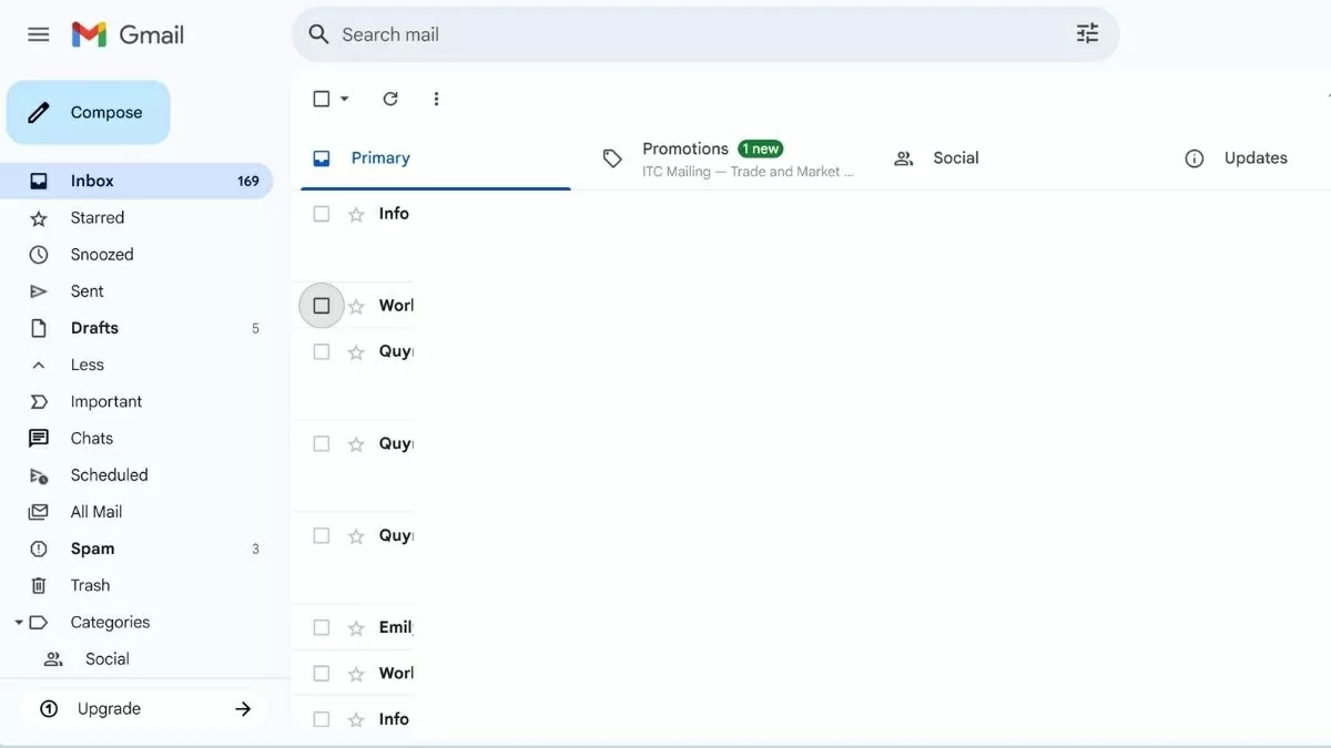 Truy cập Gmail và mở giao diện chính. Truy cập Gmail và mở giao diện chính.