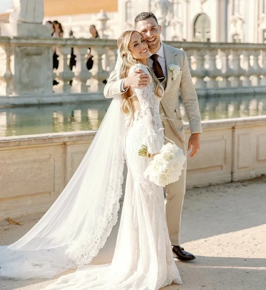 Loạt ngôi sao bóng đá 'tranh thủ' làm đám cưới dịp nghỉ Hè Loạt ngôi sao bóng đá 'tranh thủ' làm đám cưới dịp nghỉ Hè