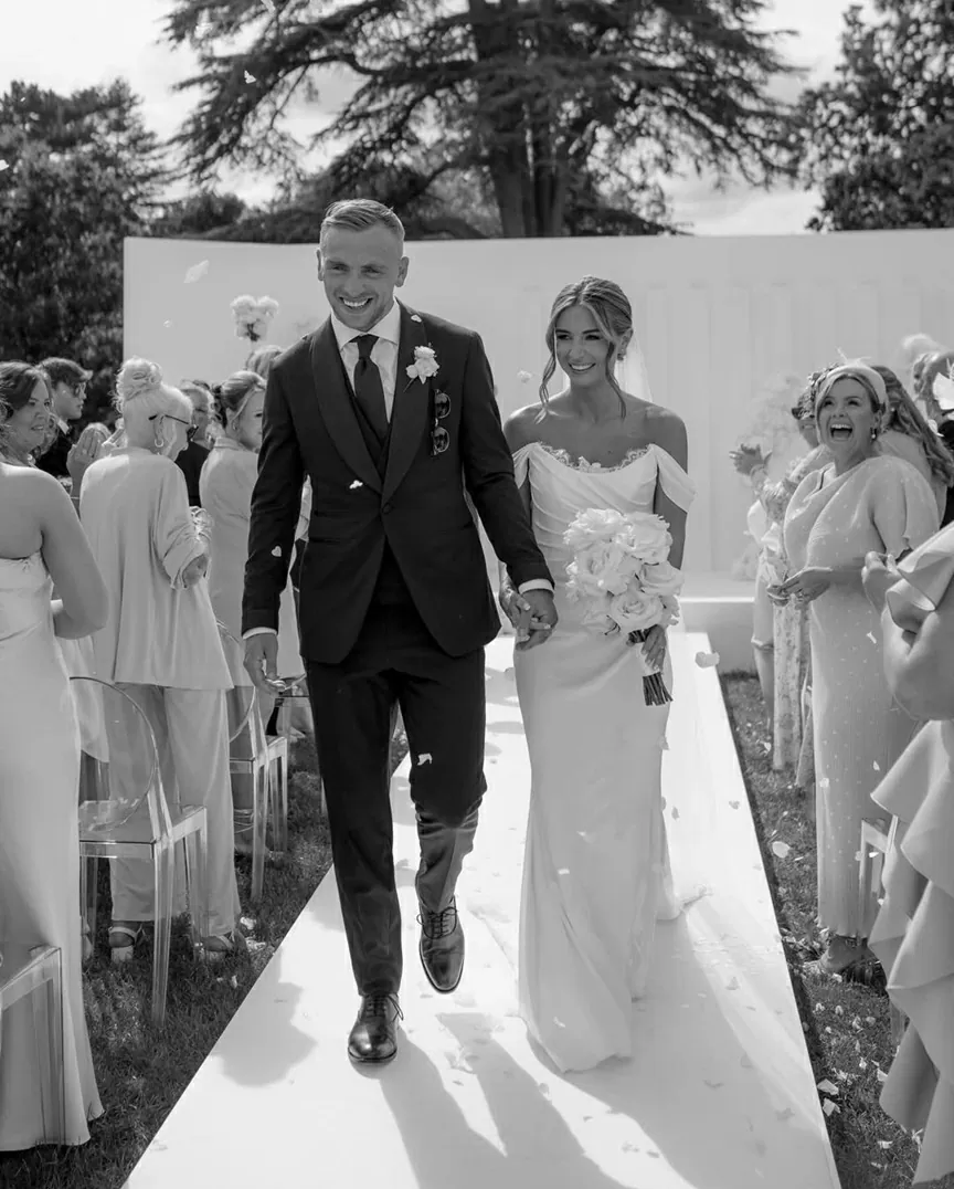 Loạt ngôi sao bóng đá 'tranh thủ' làm đám cưới dịp nghỉ Hè Loạt ngôi sao bóng đá 'tranh thủ' làm đám cưới dịp nghỉ Hè