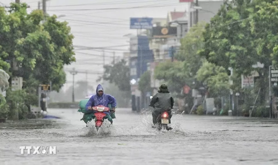 Nhiều khu vực tại Thanh Hóa, Ninh Bình ngập úng cục bộ do bão số 3