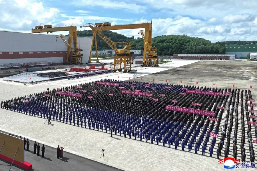 Thực hiện kế hoạch xây dựng quân đội hùng mạnh, Triều Tiên tuyên bố đóng thêm chiến hạm khủng Thực hiện kế hoạch xây dựng quân đội hùng mạnh, Triều Tiên tuyên bố đóng thêm chiến hạm khủng