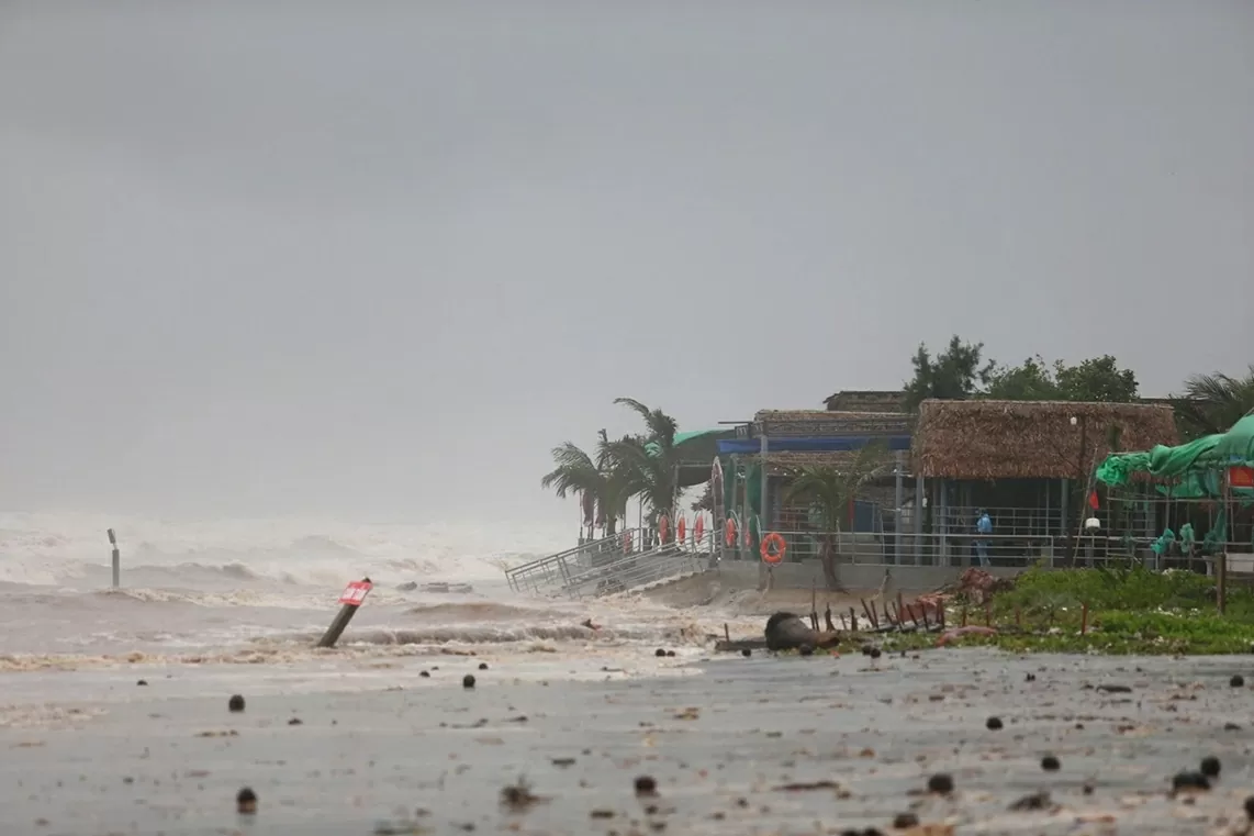 Nhiều khu vực tại Thanh Hóa, Ninh Bình ngập úng cục bộ do bão số 3