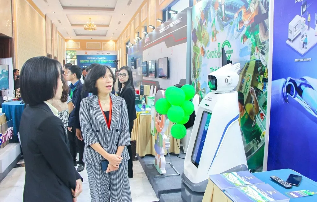 Thương mại điện tử xuyên biên giới dần trở thành phần cốt lõi trong chiến lược xuất khẩu của doanh nghiệp Việt Thương mại điện tử xuyên biên giới dần trở thành phần cốt lõi trong chiến lược xuất khẩu của doanh nghiệp Việt