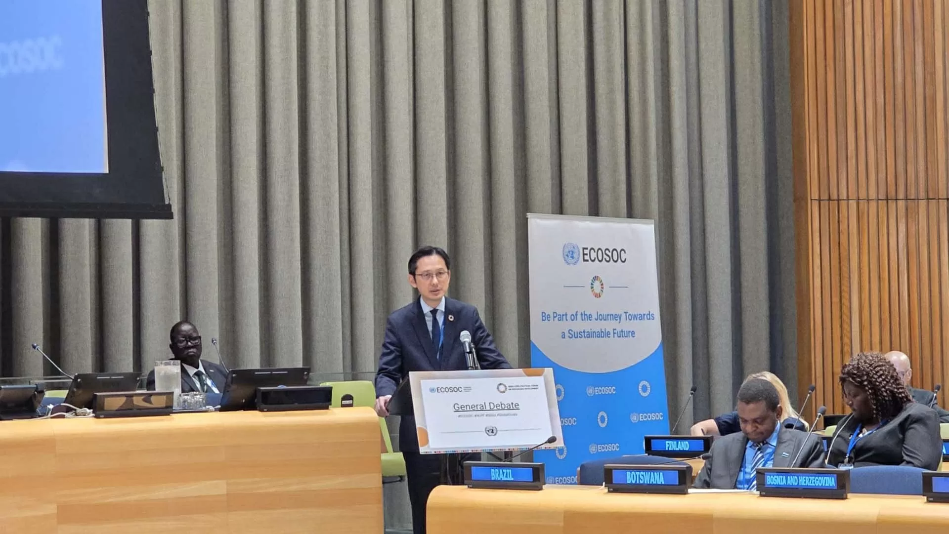 Việt Nam cam kết ủng hộ mạnh mẽ chủ nghĩa đa phương, chương trình nghị sự 2030 vì phát triển bền vững