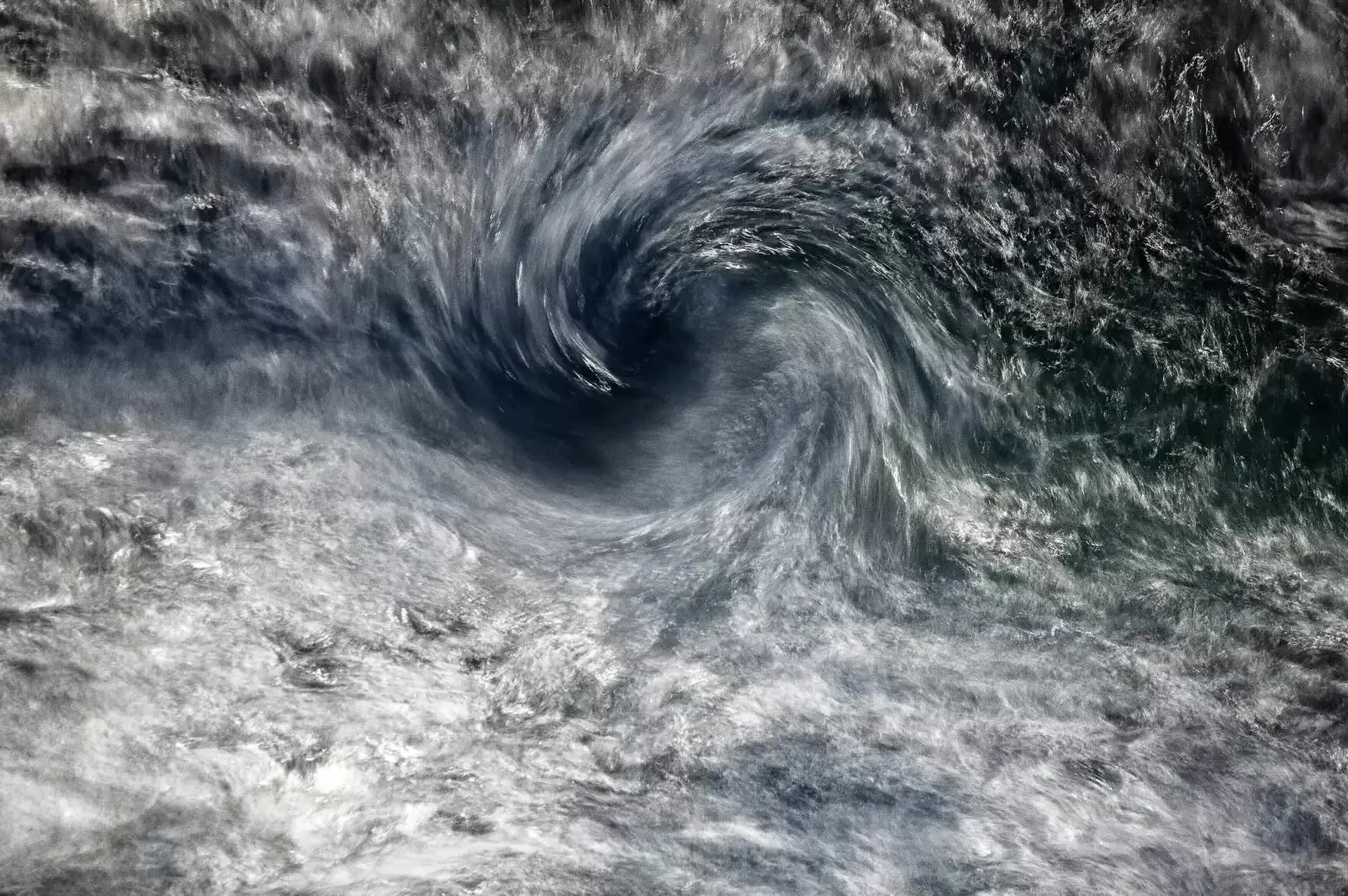 Giải thưởng nhiếp ảnh Prix Pictet 2025: Những ‘cơn bão’ của thời đại