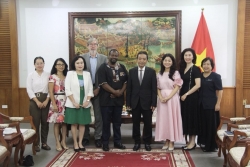 UNESCO sẵn sàng hỗ trợ Việt Nam trong bảo tồn, phát huy giá trị của di sản tư liệu