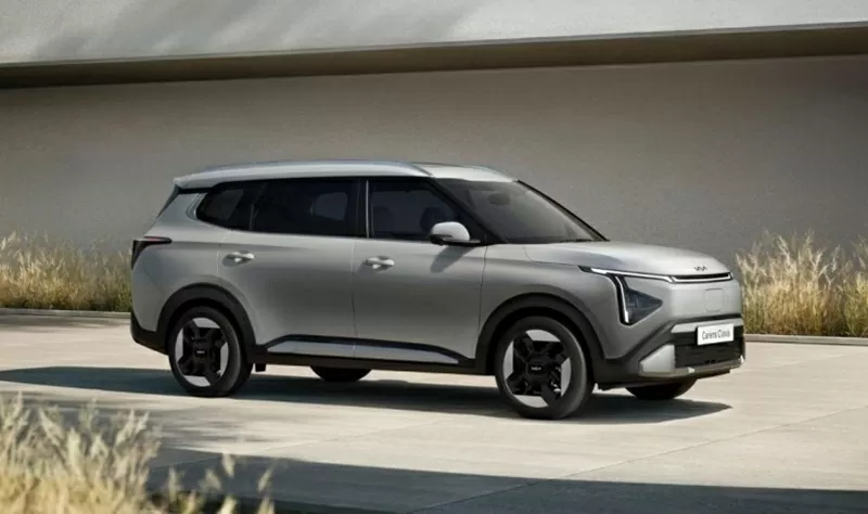 Giá xe Kia Carens Clavis EV dao động từ 1.799.000 - 2.449.000 INR (khoảng từ 547 - 746 triệu đồng) Giá xe Kia Carens Clavis EV dao động từ 1.799.000 - 2.449.000 INR (khoảng từ 547 - 746 triệu đồng)