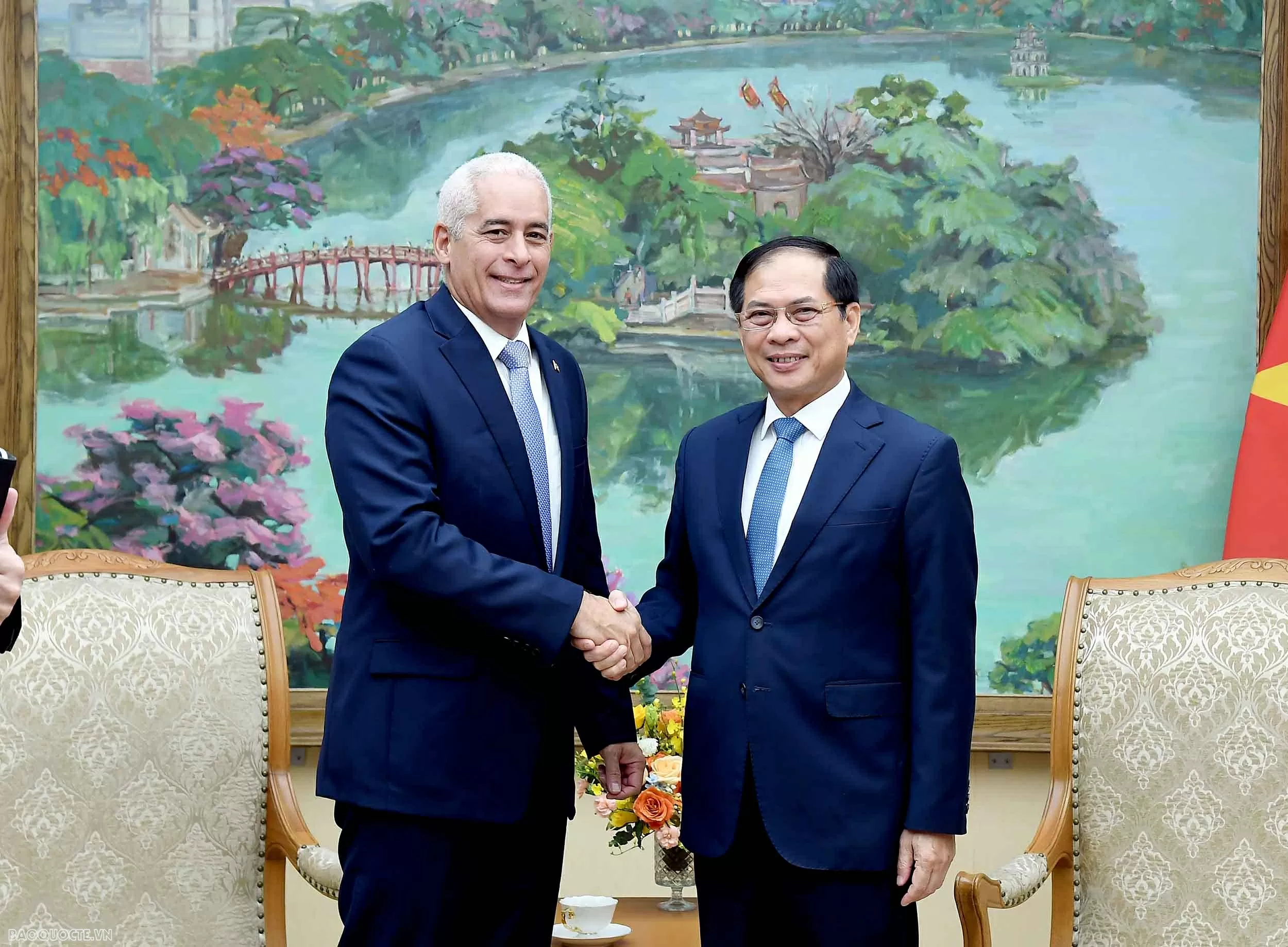 Phó Thủ tướng, Bộ trưởng Ngoại giao Bùi Thanh Sơn tiếp Thứ trưởng Thứ nhất Bộ Ngoại giao Cuba Phó Thủ tướng, Bộ trưởng Bùi Thanh Sơn tiếp Thứ trưởng Thứ nhất Bộ Ngoại giao Cuba