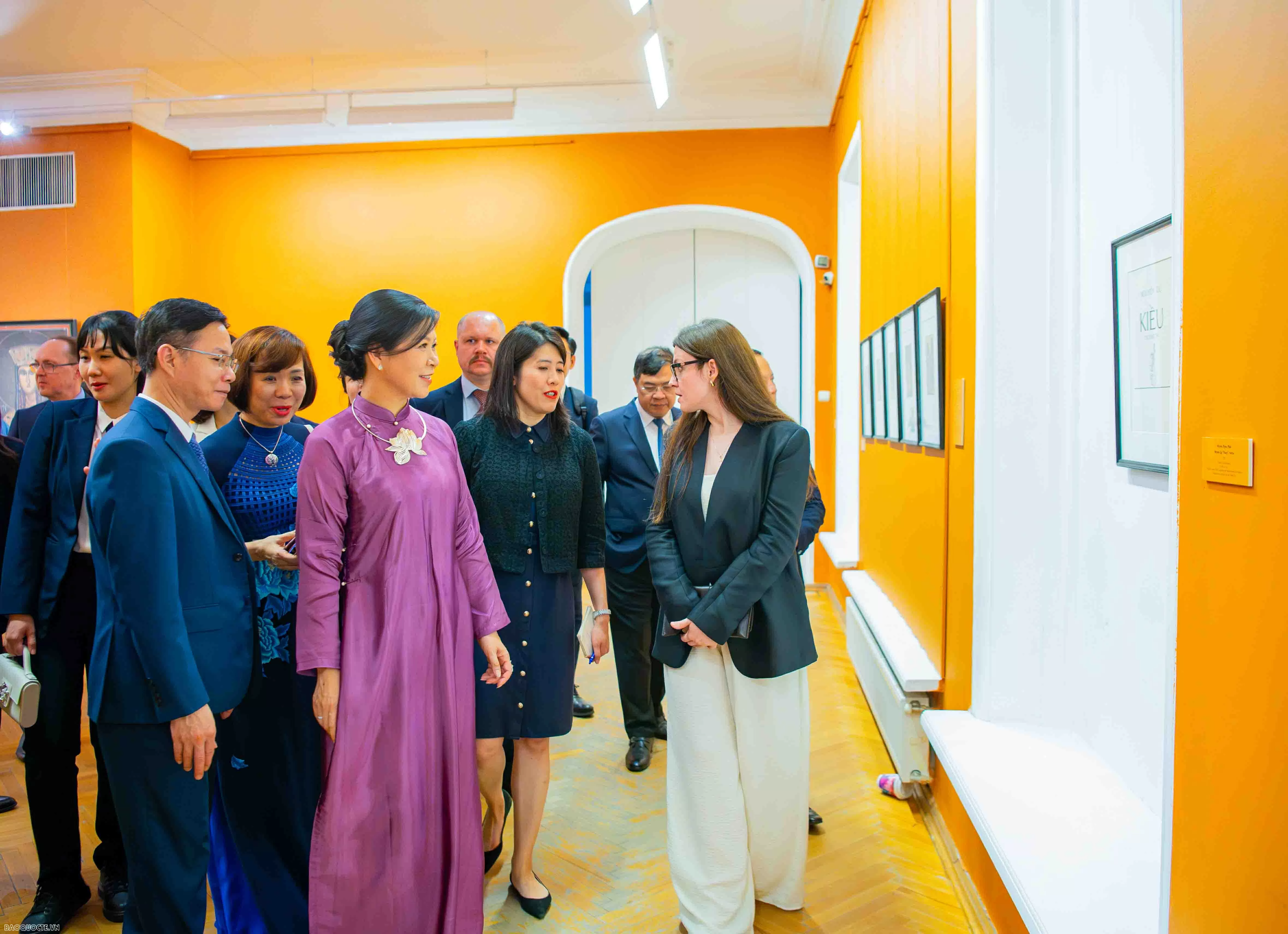 Tình nghĩa thầy và trò Việt - Nga qua triển lãm ở Moscow Tình nghĩa thầy và trò Việt - Nga qua triển lãm ở Moscow