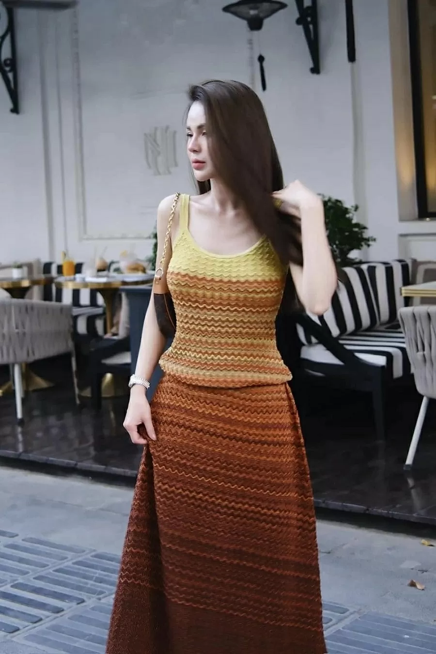 thời trang diễn viên Lương Thu Trang