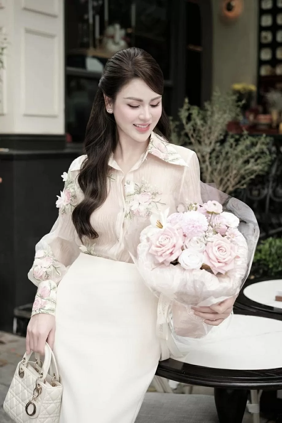 thời trang diễn viên Lương Thu Trang