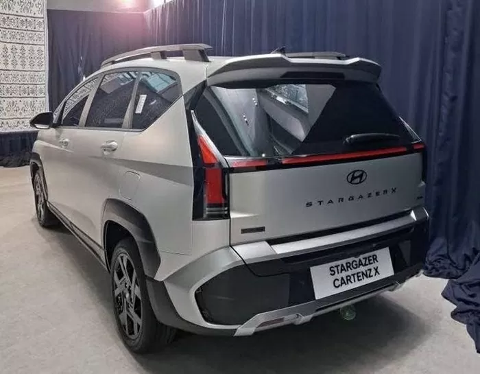 Giá xe Stargazer Cartenz 2025 khởi điểm từ 269,9 triệu rupiah (khoảng 433 triệu đồng)