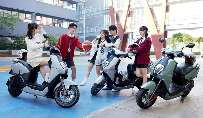 Điểm mặt những mẫu xe máy điện không yêu cầu bằng lái tại Việt Nam Điểm mặt những mẫu xe máy điện không yêu cầu bằng lái tại Việt Nam